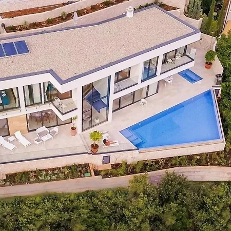 דירה Luxury Princess Of Hvar With Pool חוואר